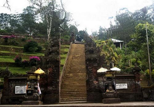 Pura Pucak Penulisan