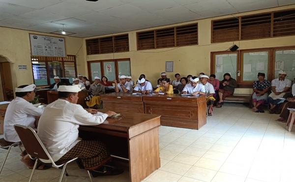 RAPAT MEMBAHAS PERSIAPAN ROADSHOW KPK DI KABUPATEN BANGLI