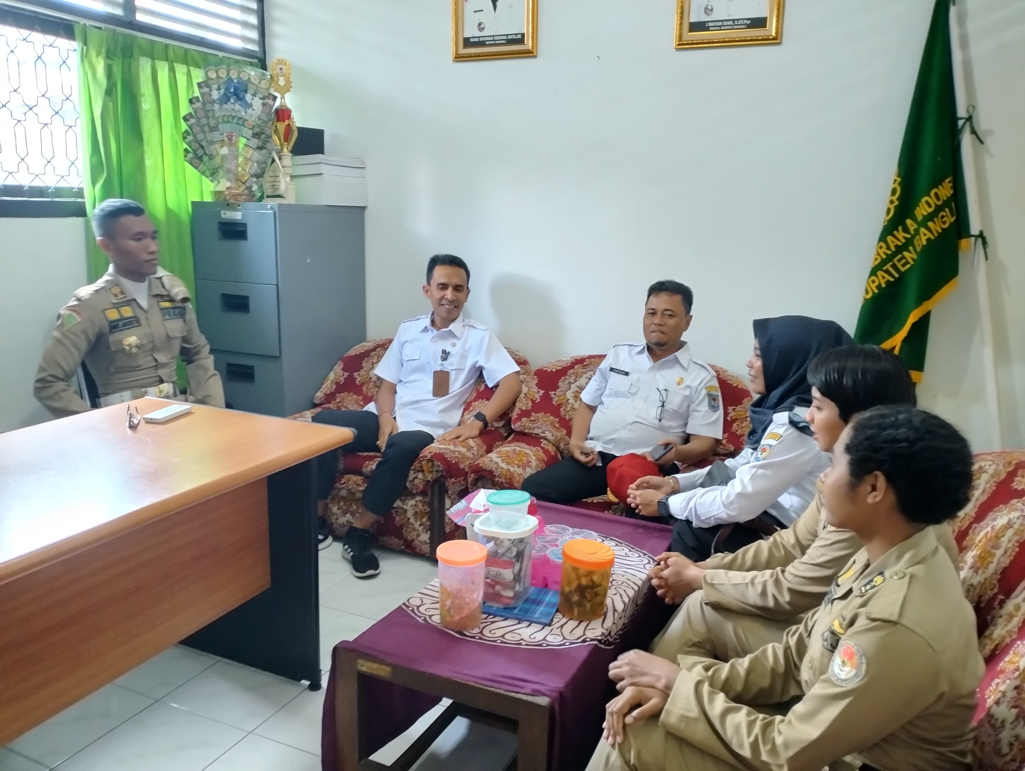 Kunjungan Pengasuh atau Pembingbing Praja IPDN yang Melaksanakan PKL di DPMPTSP