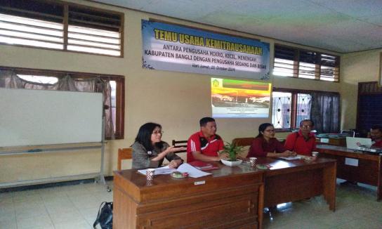 TEMU USAHA KEMITRAUSAHAAN